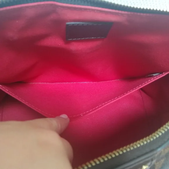 Authentic Louis Vuitton Sienna Damier Ebene MM Crossbody Bag with Strap - Picture 10 of 14